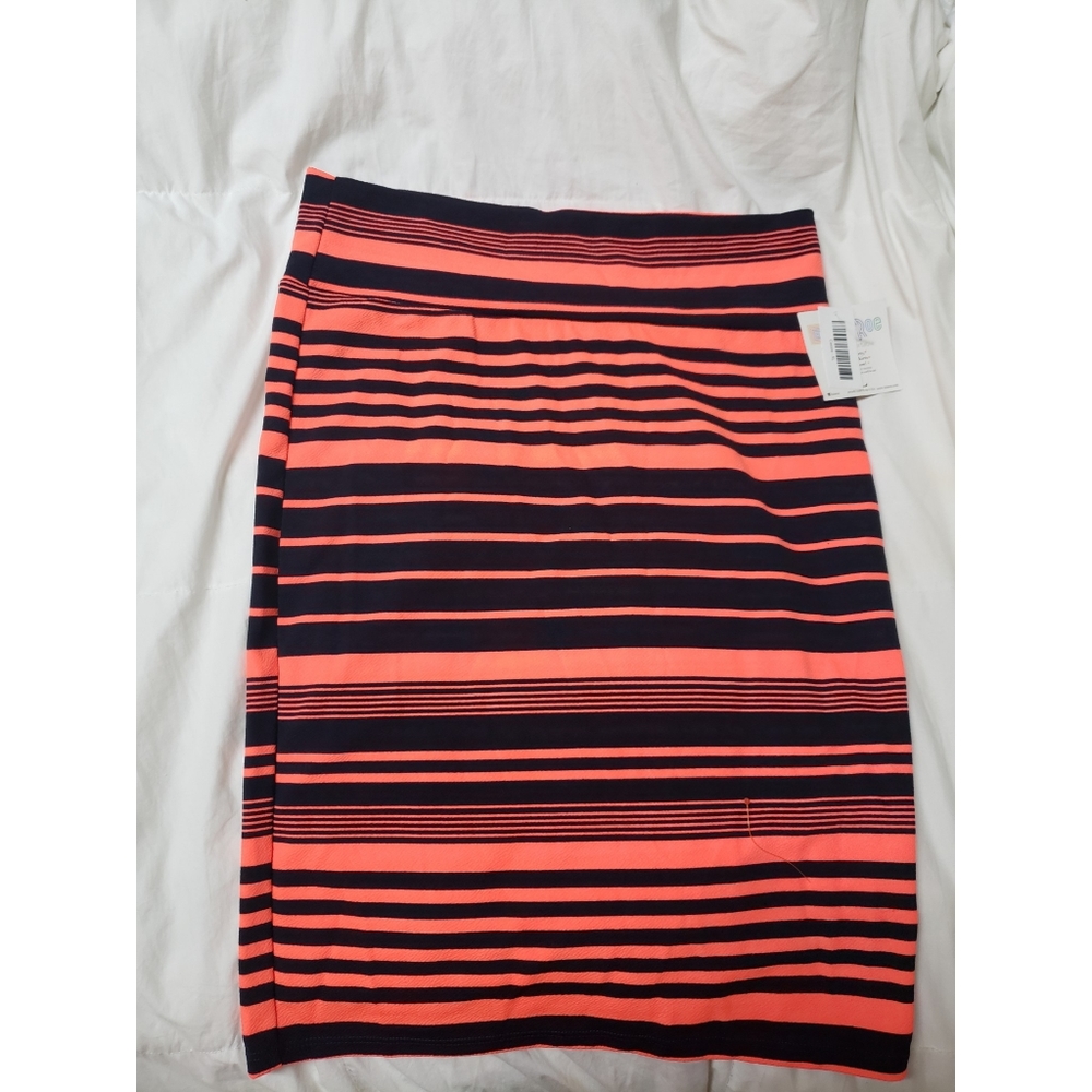 Lularoe skirt